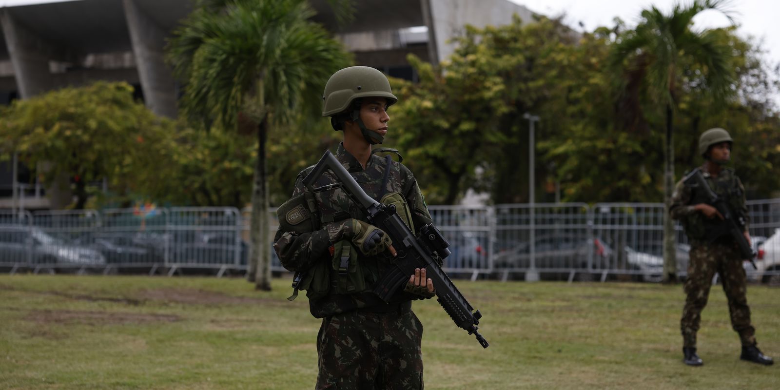 Tropas militares serão enviadas para reforçar segurança em locais de votação no Rio de Janeiro
