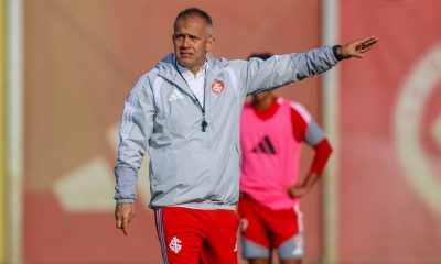 Internacional anuncia contratação do técnico Eduardo Baptista até o final da temporada