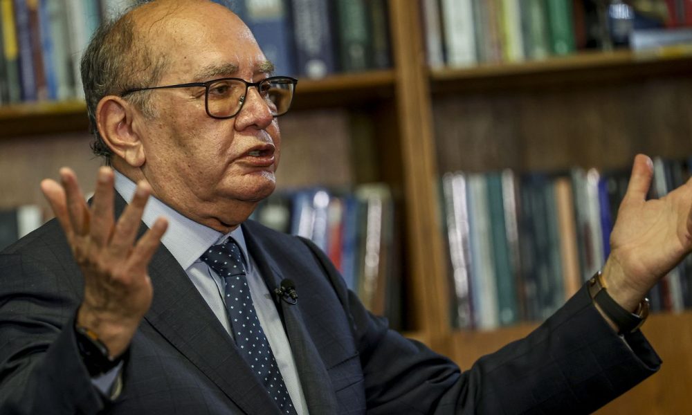 Mendes aponta desequilíbrio eleitoral em afastamento de diretores da Polícia Federal