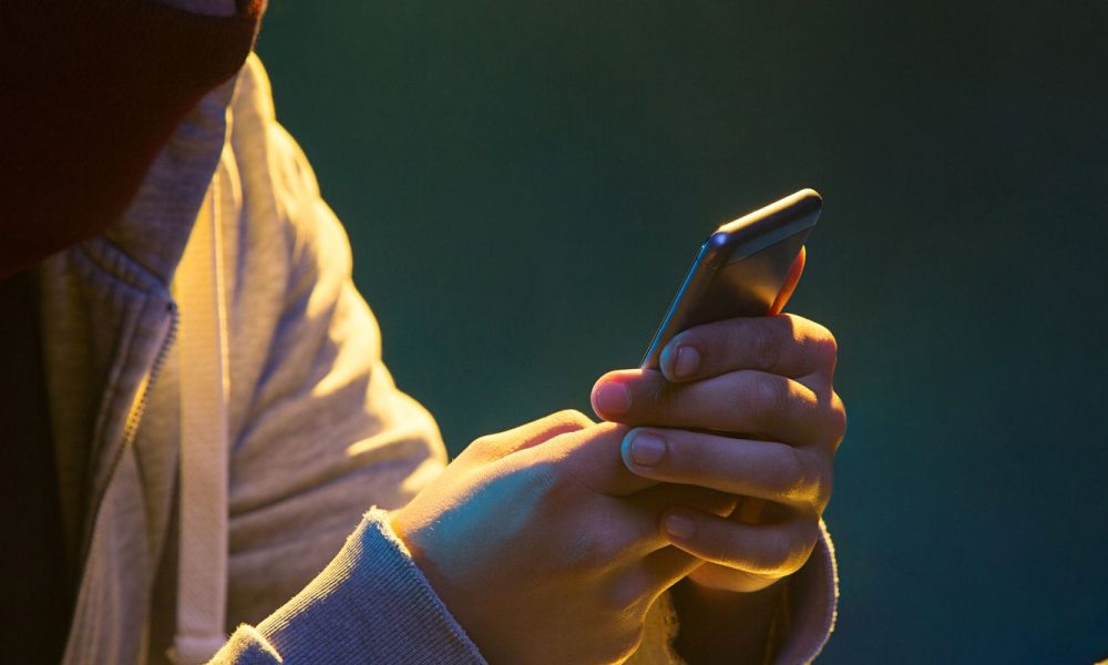 Pesquisa indica que apostas online podem resultar em endividamento rápido