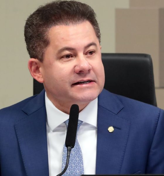 PF apura deputado Cezinha de Madureira por suposta negociação de acesso a ministros do STF