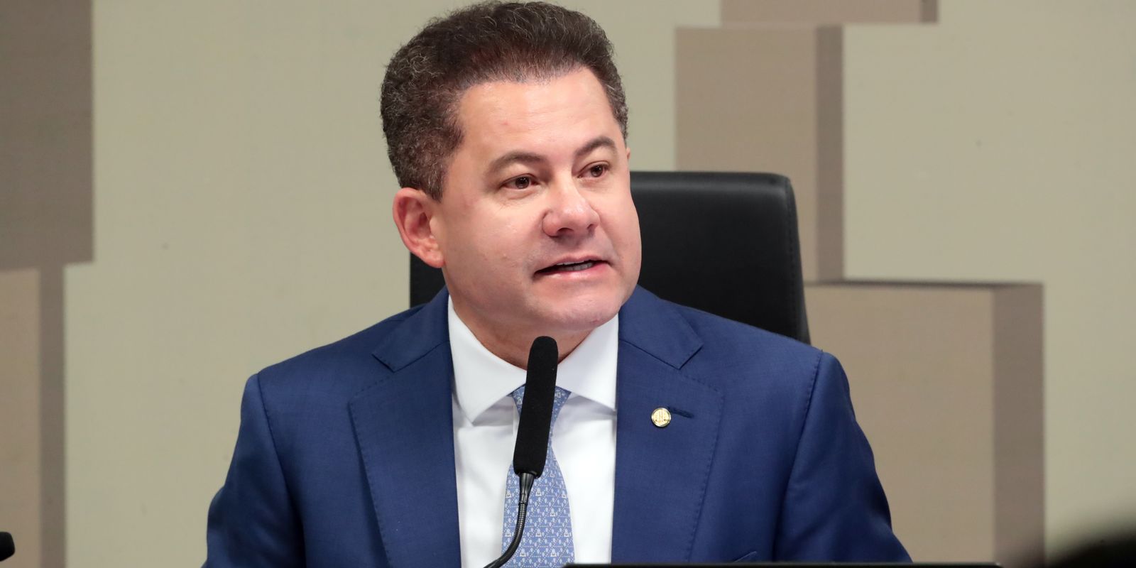 PF apura deputado Cezinha de Madureira por suposta negociação de acesso a ministros do STF