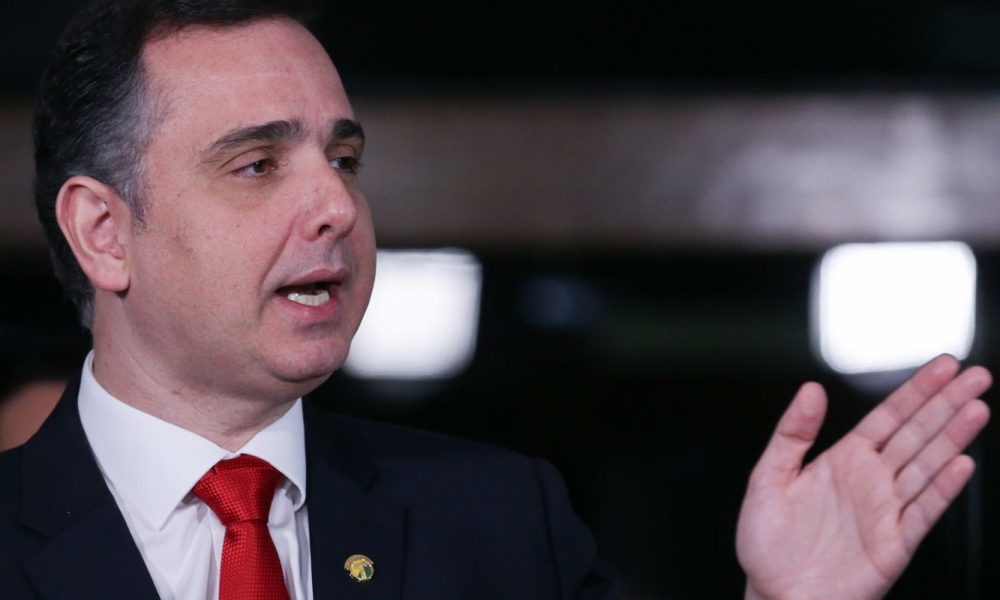 Rodrigo Pacheco, ex-presidente do Senado, assume cargo de ministro do TCU