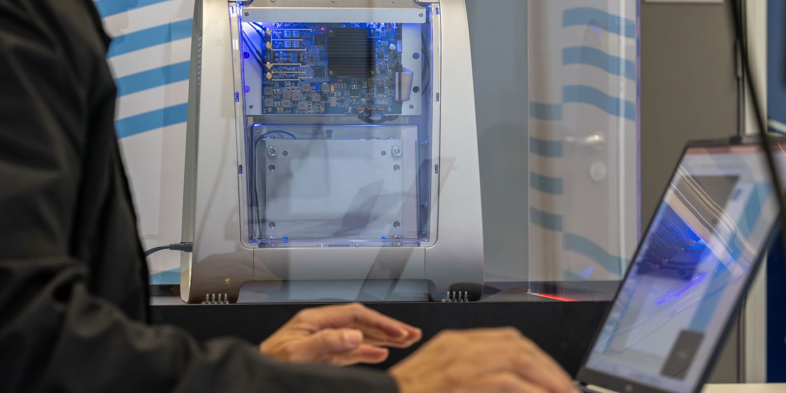 Senai adota novo computador quântico educacional