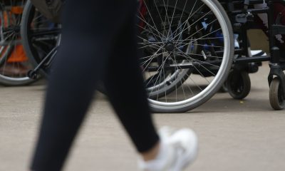 Renda de pessoas com deficiência representa 70% do rendimento de indivíduos sem deficiência