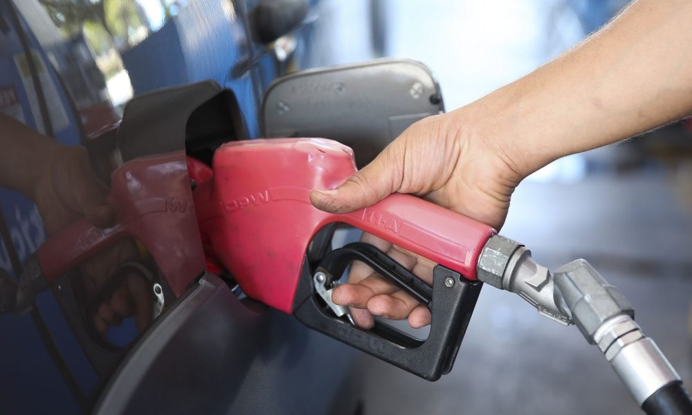 Subsídio de R$ 2,12 ao diesel deve ser mantido por 30 dias