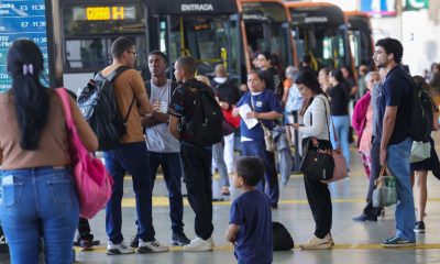 Transporte e insegurança fazem com que 40% das mulheres desistam de emprego