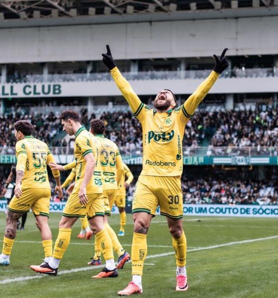 Mirassol conquista vitória e mantém Vasco e Internacional na zona de rebaixamento